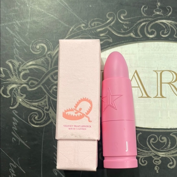 Jeffree Star Other - Jeffree Star Velvet Trap Lipstick in Ranch Girl